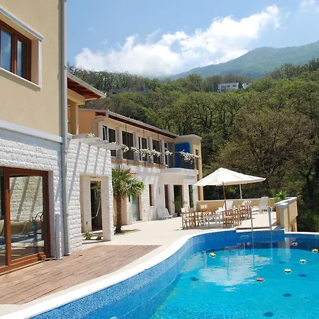 Lux Provence *